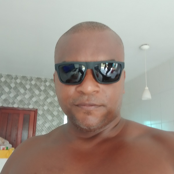 Profile photo of Anderson Santos
